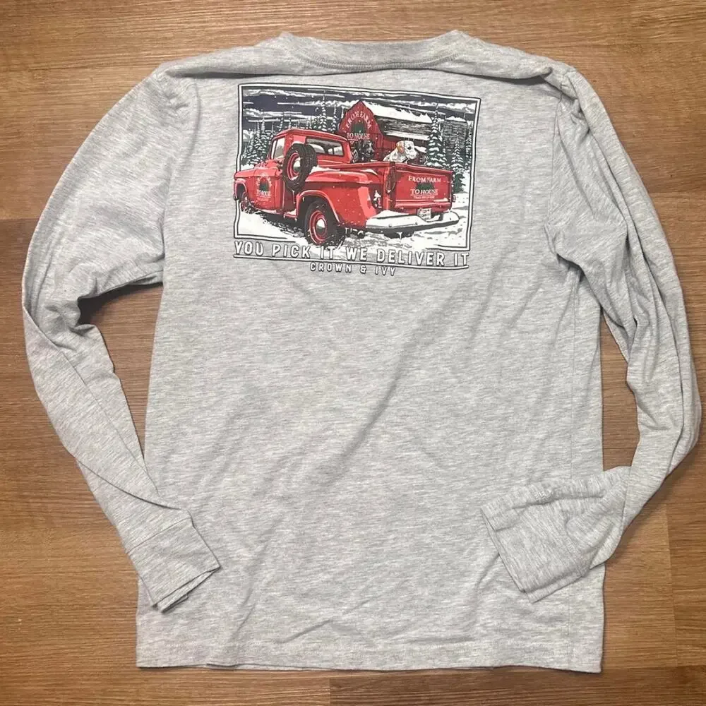 Gray long sleeve shirt